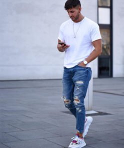 Hole men''s jeans